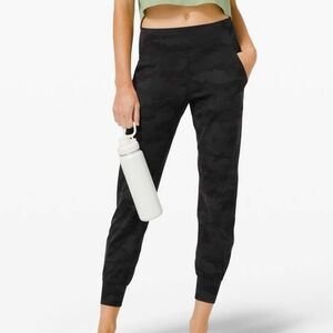 Lululemon Align Jogger 28", Size 4 grey and black camo